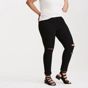 NWT Torrid Skinny Super Stretch Mid-Rise Jean Distressed Black Plus Size 16XS